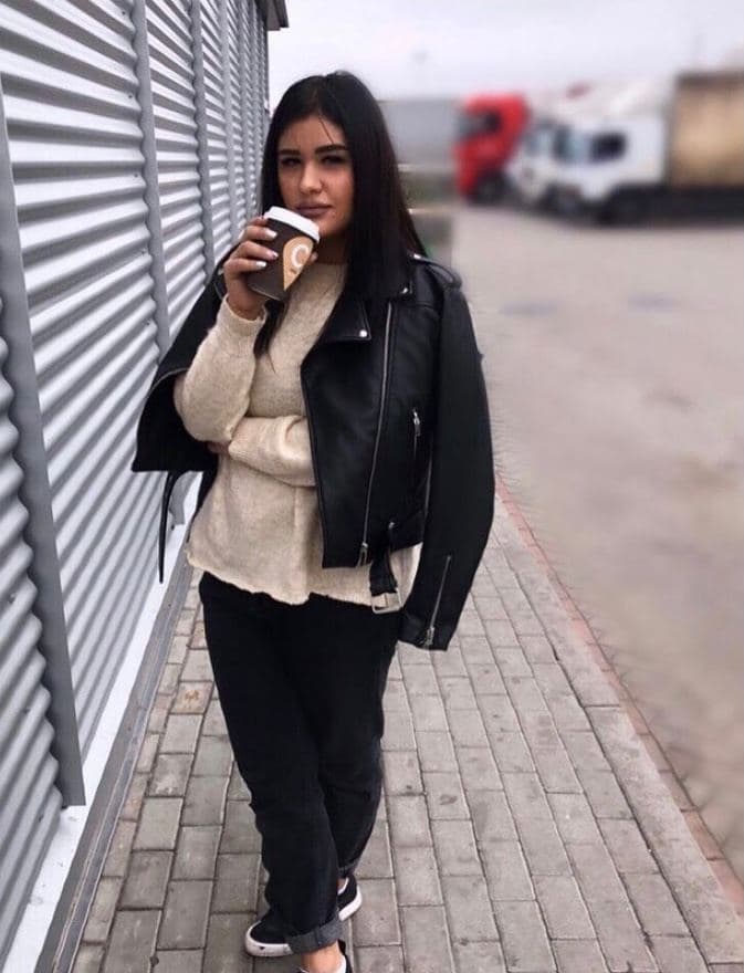 🎥 Алина привлекальеная девушка из Артема цена от 5000 руб