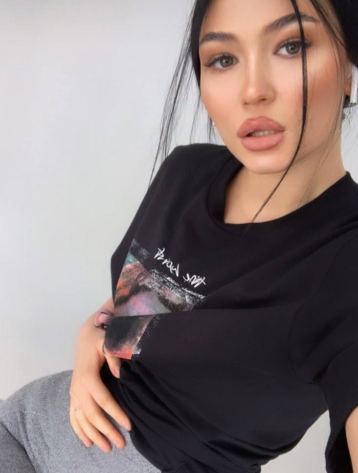 🎥 Машка привлекальеная девушка из Артема цена от 3500 руб