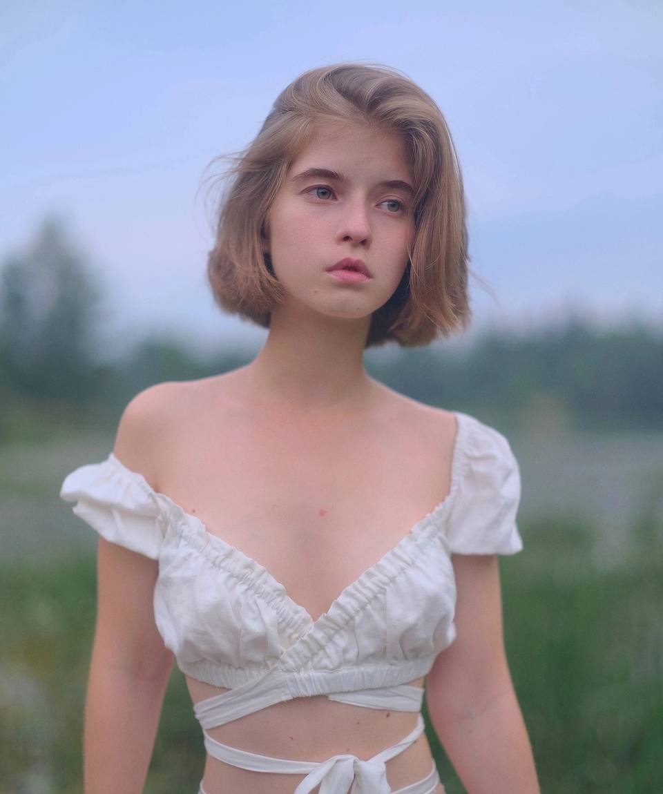 Любава привлекальеная девушка из Артема цена от 3000 руб