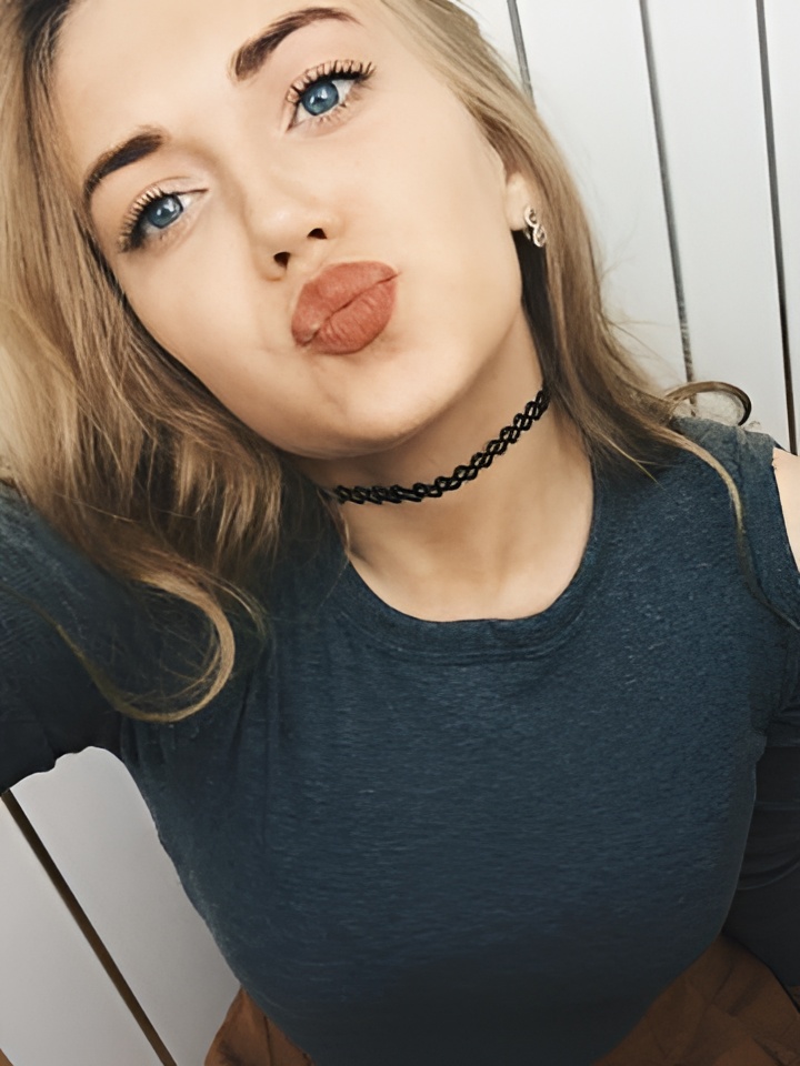 Индивидуалка Юна, доступна для личного знакомства от 1500 руб