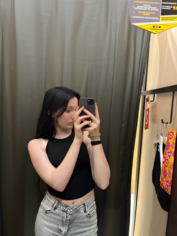 Жасмин привлекательная девушка из Артема цена от 2500 руб