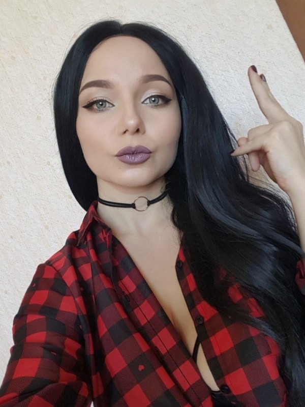 Рада привлекательная девушка из Артема цена от 3500 руб