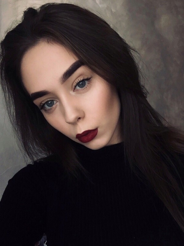 Алисия привлекательная девушка из Артема цена от 3500 руб